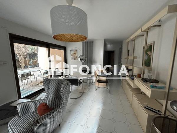 Location Appartement 3 pièces 90.8 m² - 7 RUE REMPART SAINT ROCH Avignon 84000