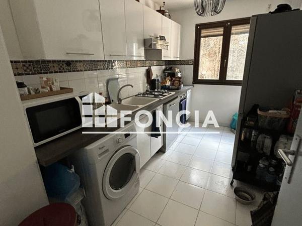 Location Appartement 3 pièces 90.8 m² - 7 RUE REMPART SAINT ROCH Avignon 84000