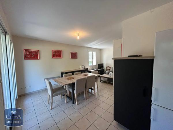 Appartement à louer 2 pièces 44.96m² Coulounieix-Chamiers (24660)