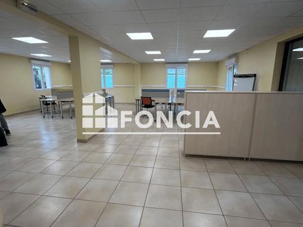 Location Local commercial 1 pièce 49.1 m² - 7 ROUTE DE LAON Presles-et-thierny 02860