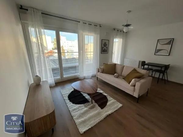 Appartement à louer 2 pièces 43.7m² Clermont-Ferrand (63000)