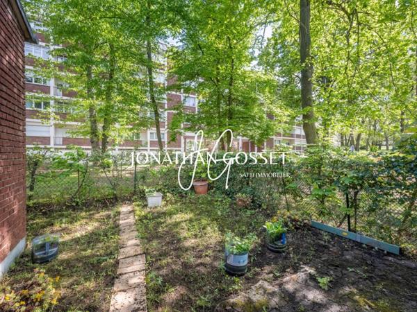 Verneuil-sur-Seine: Charmante maison 4pcs plain-pied de 82 m2 sur une parcelle de terrain de 110m2