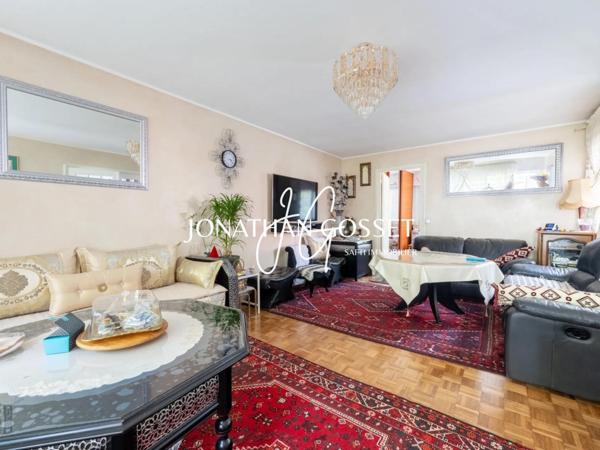 Verneuil-sur-Seine: Charmante maison 4pcs plain-pied de 82 m2 sur une parcelle de terrain de 110m2