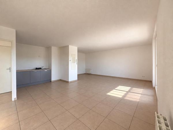 Appartement 2 pièces de 54 m² à Villefranche-sur-saône
