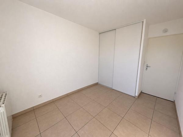 Appartement 2 pièces de 54 m² à Villefranche-sur-saône