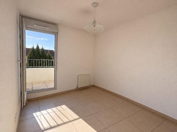 Appartement 2 pièces de 54 m² à Villefranche-sur-saône