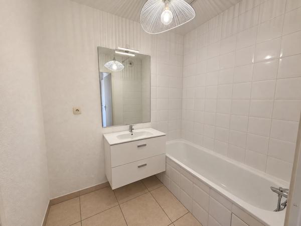 Appartement 2 pièces de 54 m² à Villefranche-sur-saône