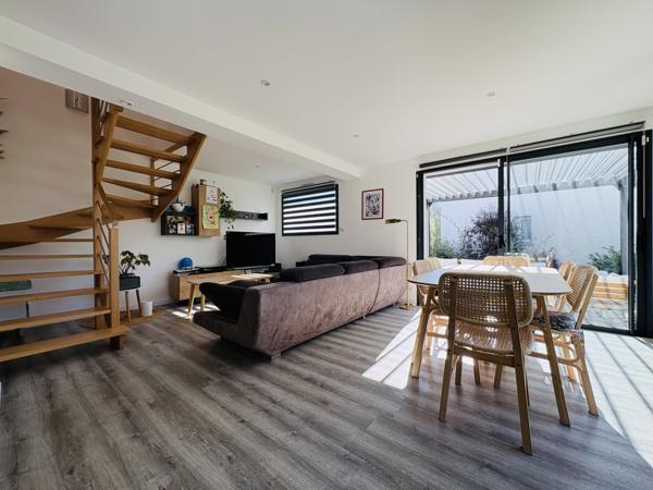 Locmaria-Grand-Champ (56390) Maison récente de 97m2 sur un terrain de 520m2 - Locmaria-Grand-Champ – À 10 min de Vannes