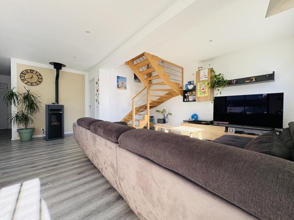 Locmaria-Grand-Champ (56390) Maison récente de 97m2 sur un terrain de 520m2 - Locmaria-Grand-Champ – À 10 min de Vannes