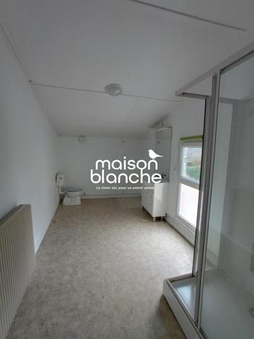 MAISON DE VILLE