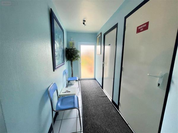 Local professionnel à louer à Scaër dans le Finistère (29390), ref : 11286/791   
Centre ville