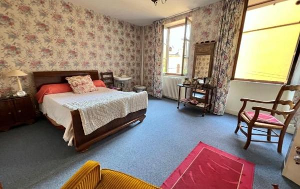 Vente Maison Avec local commercial Mende   