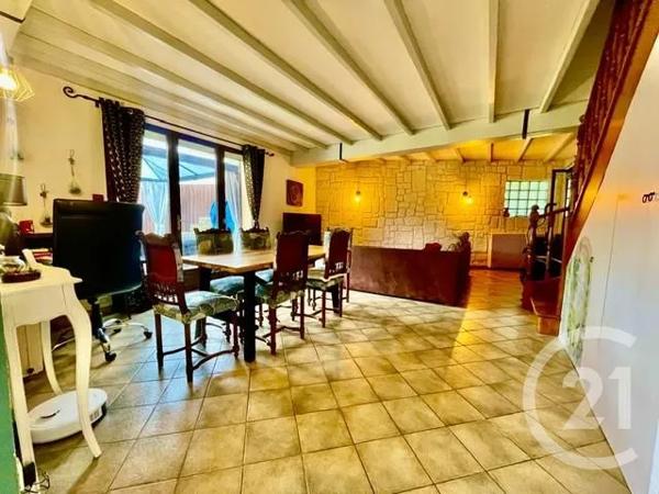 Maison à vendre  5 pièces - 110 m 2   GOUSSAINVILLE  - 95