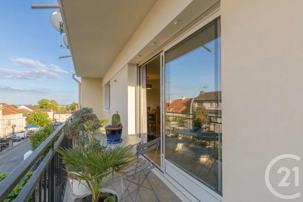 Appartement Duplex à vendre  6 pièces - 104,63 m 2   CHENNEVIERES SUR MARNE  - 94