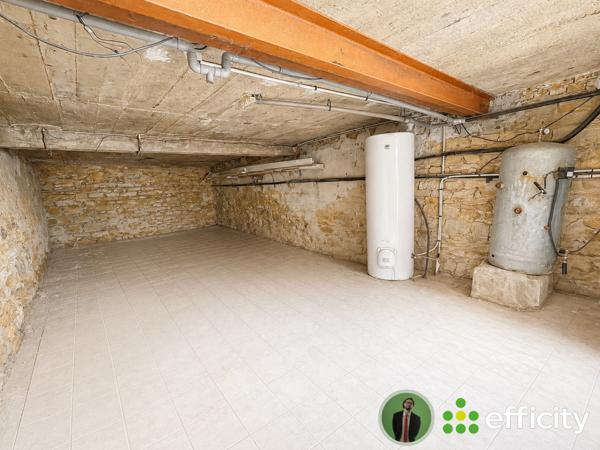 Immeuble
         10 pièces
        - 532 m² Exclusivité 321 000 € *