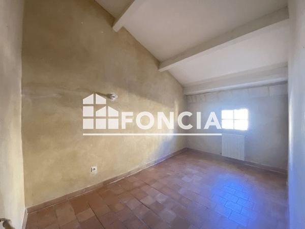 Location Appartement 3 pièces 70.11 m² - 2 RUE DU 4 SEPTEMBRE Uzes 30700