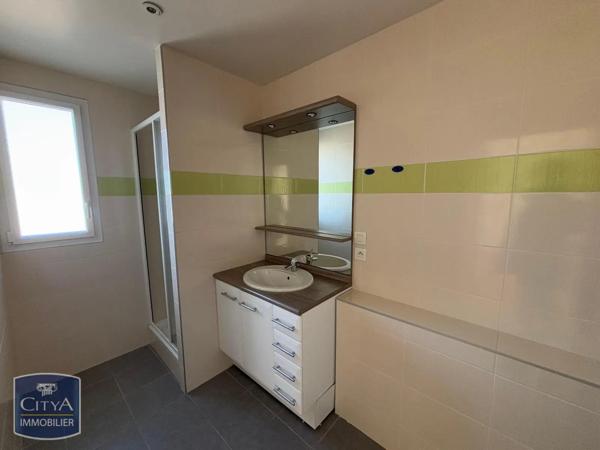 Maison à louer 4 pièces 112.9m² Châteauroux (36000)
