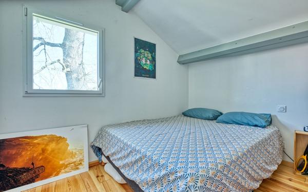 Maison à vendre    5 pièces • 191,92 m2 Pessac