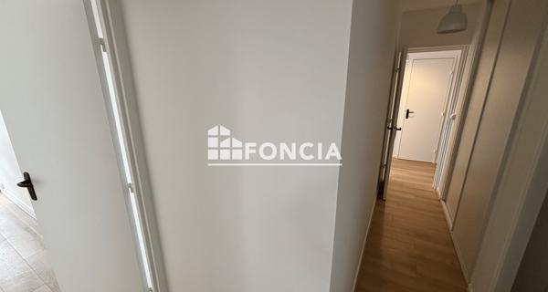 Location Appartement 2 pièces 47.42 m² - Villejuif 94800