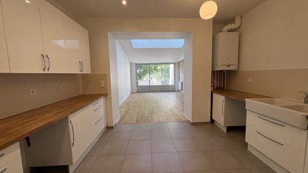 Maison 6 pièce(s) 3 chambre(s) 136.13 m²