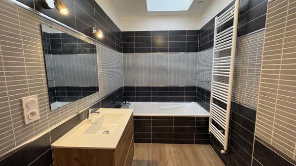 Maison 6 pièce(s) 3 chambre(s) 136.13 m²