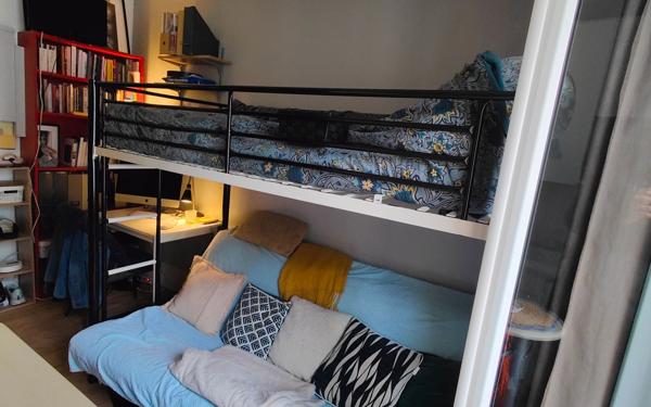 Appartement à vendre    2 pièces • 13 m2 Paris 14