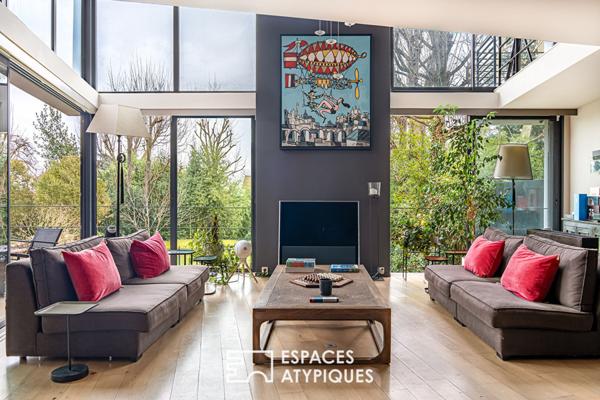 Un écrin de verdure contemporain à l’abri des regards, une vue imprenable sur Paris