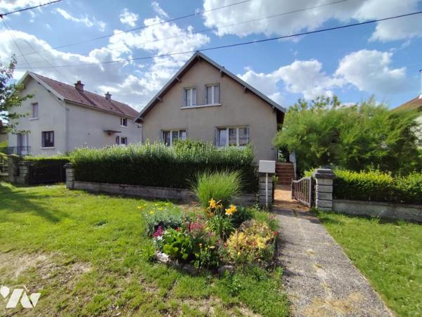 Maison individuelle avec jardin & garage