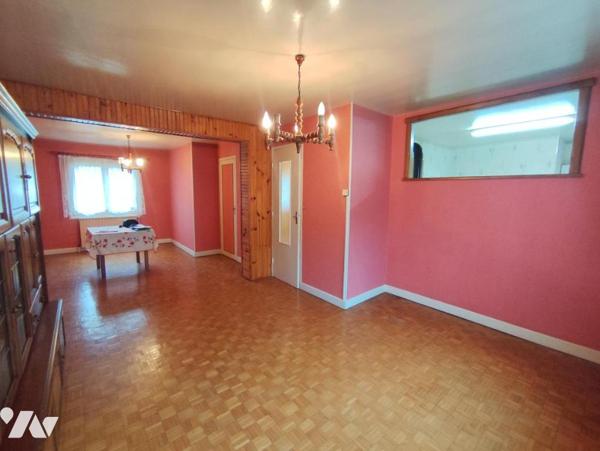 Maison individuelle avec jardin & garage