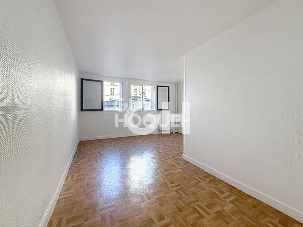 Charmant appartement avec PARKING - Place de la Réunion.