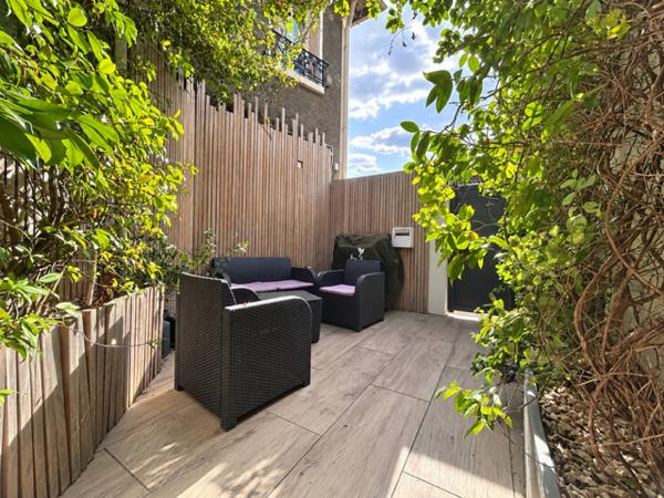 VILLEBON-SUR-YVETTE - MAISON DE TYPE F2+ - A LOUER - TERRASSE PRIVÉE