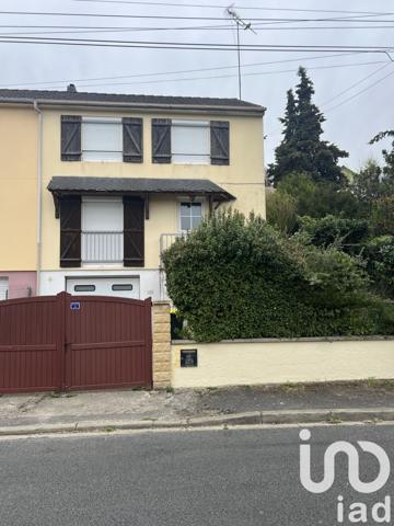 Maison 5 pièces de 90 m² à Béthisy-Saint-Pierre (60320)