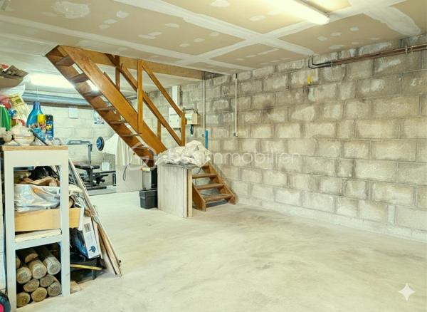 Maison de village de 412 m²