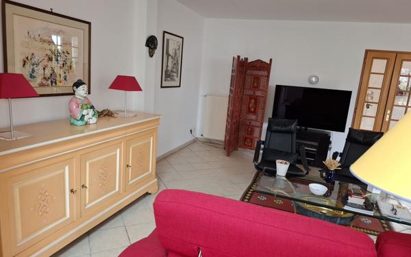 Maison à louer    5 pièces •  Mérignac