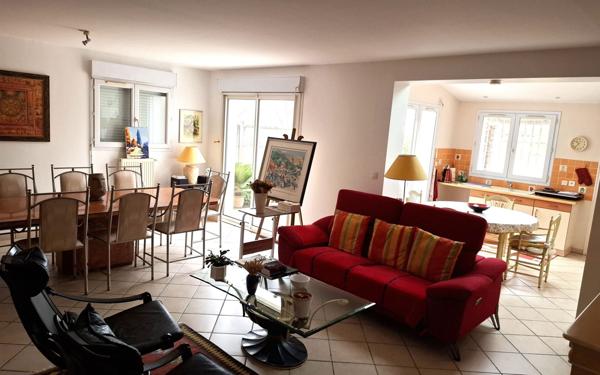 Maison à louer    5 pièces •  Mérignac