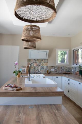 L'Isle-sur-la-Sorgue (84800) Maison a vendre sur l isle sur la sorgue quartier saint antoine