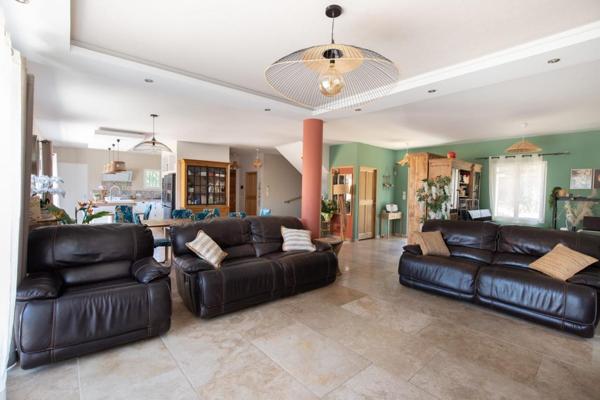 L'Isle-sur-la-Sorgue (84800) Maison a vendre sur l isle sur la sorgue quartier saint antoine