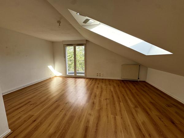 Appartement Evry Courcouronnes 1 pièce(s) 30.53 m2