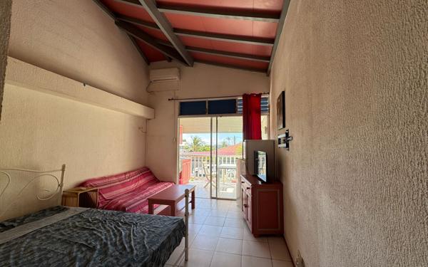 Appartement à vendre    1 pièce • 18,75 m2 Saint-François