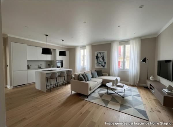 Rare, maison en plein centre de Pernes-les-Fontaines