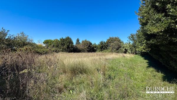 Caderousse – Terrain à bâtir de 1 369 m² libre constructeur, au calme