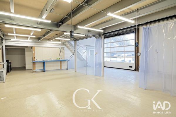 Location local d’activité 275 m² Rochetoirin