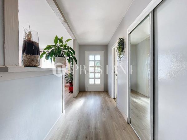 Maison – 170 m² avec Vue Panoramique sur la Campagne et le Golf, BASSUSSARRY