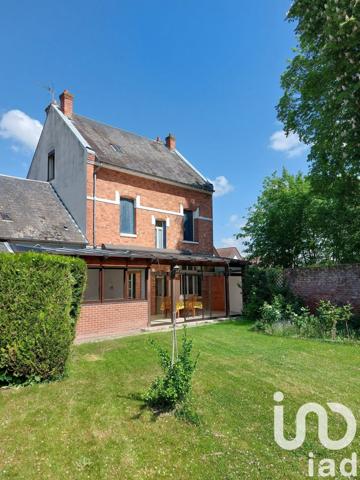 Maison de ville 8 pièces de 161 m² à Ham (80400)