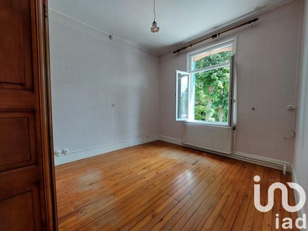 Maison de ville 8 pièces de 161 m² à Ham (80400)