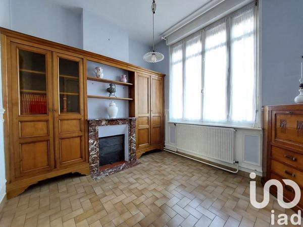 Maison de ville 8 pièces de 161 m² à Ham (80400)