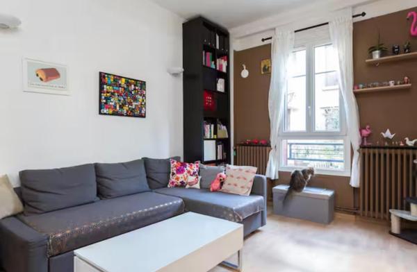 Appartement 2 pièces 1 chambre de 45 m2 situé en rez de chaussée QUARTIER BECON A COURBEVOIE COLLEGE DES BRUYERES