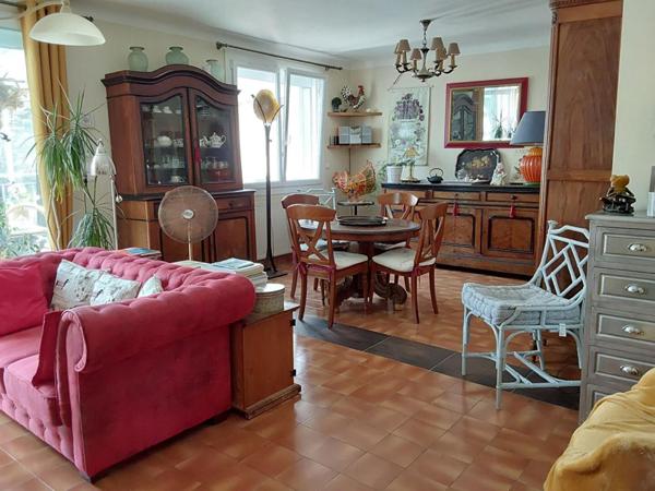 Maison Rostrenen 6 pièce(s) 145 m2