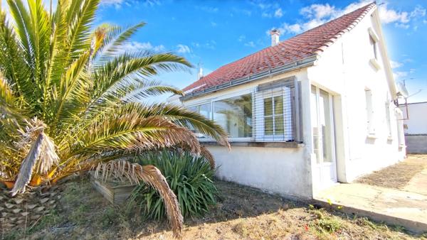 Charmante maison à rénover à 700 m de l'océan et du centre ville