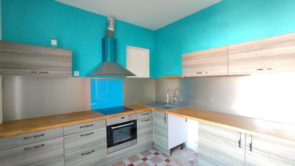 Charmante maison à rénover à 700 m de l'océan et du centre ville